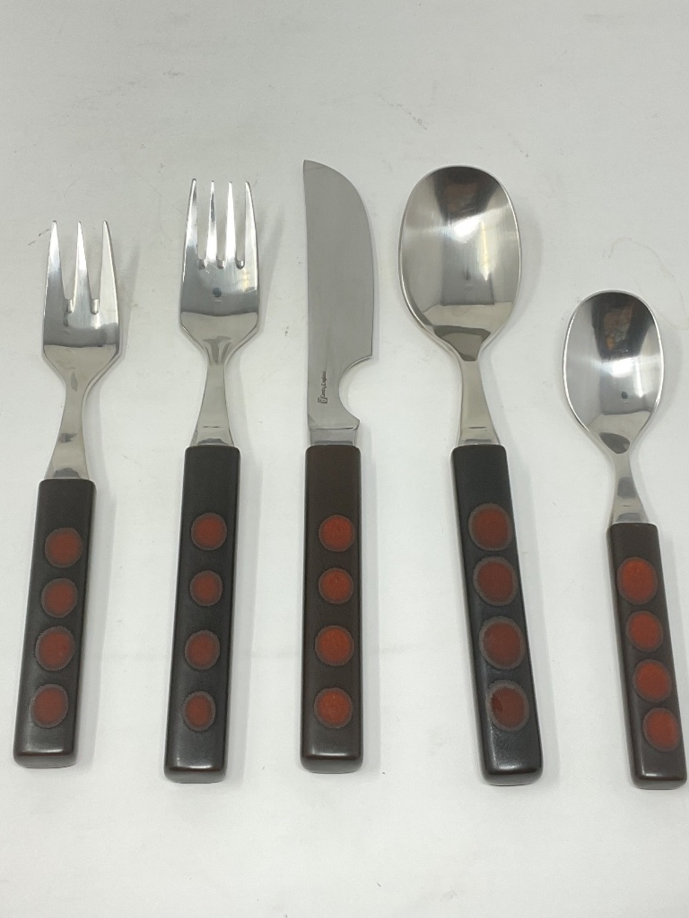 Denby Touchstone Garnet / Arabesque 5 Piece Flatware Setting (10 settings)